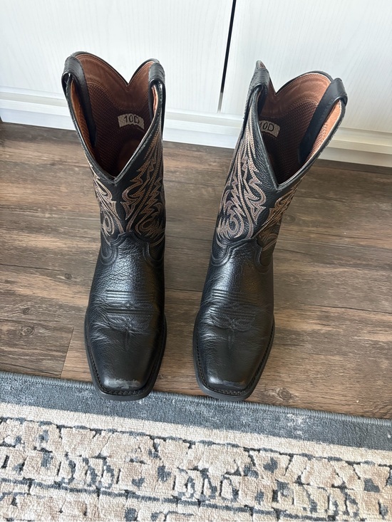 brown cowboy boots with black dress Jean Jacket, Belt & Medium With a new Wedding day reference pictures black